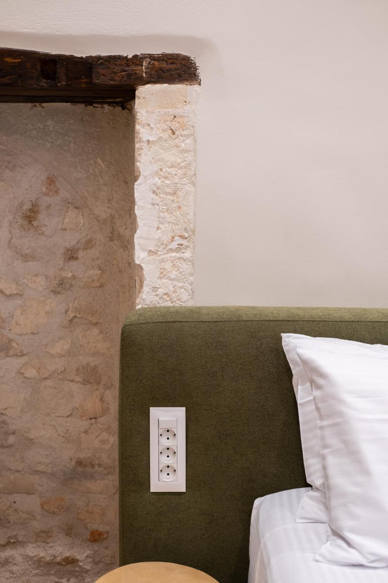 Qualia Slowlife Suites Chania  Bagian luar foto