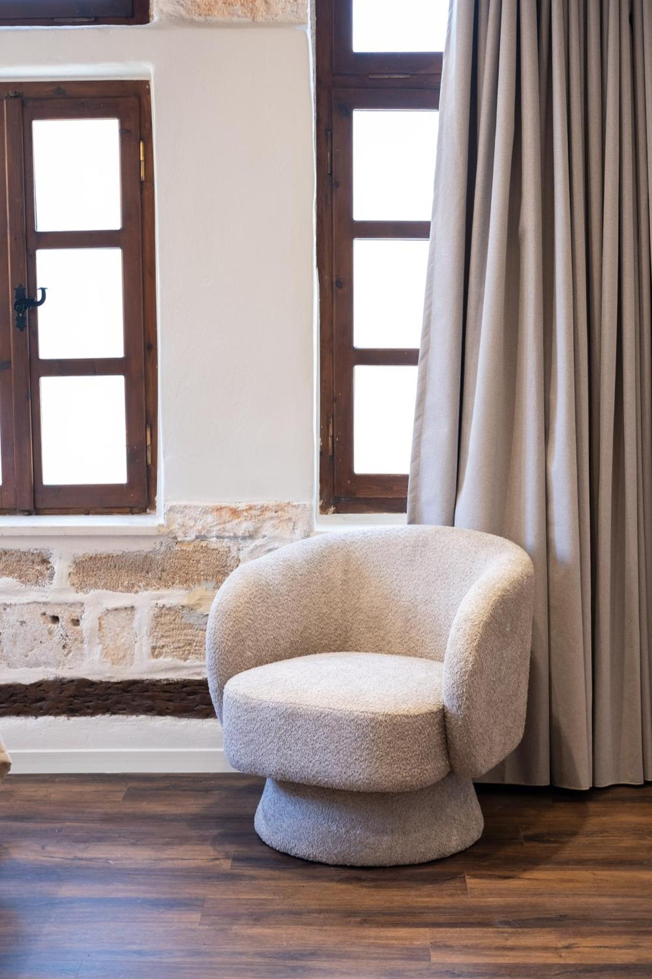 Qualia Slowlife Suites Chania  Bagian luar foto