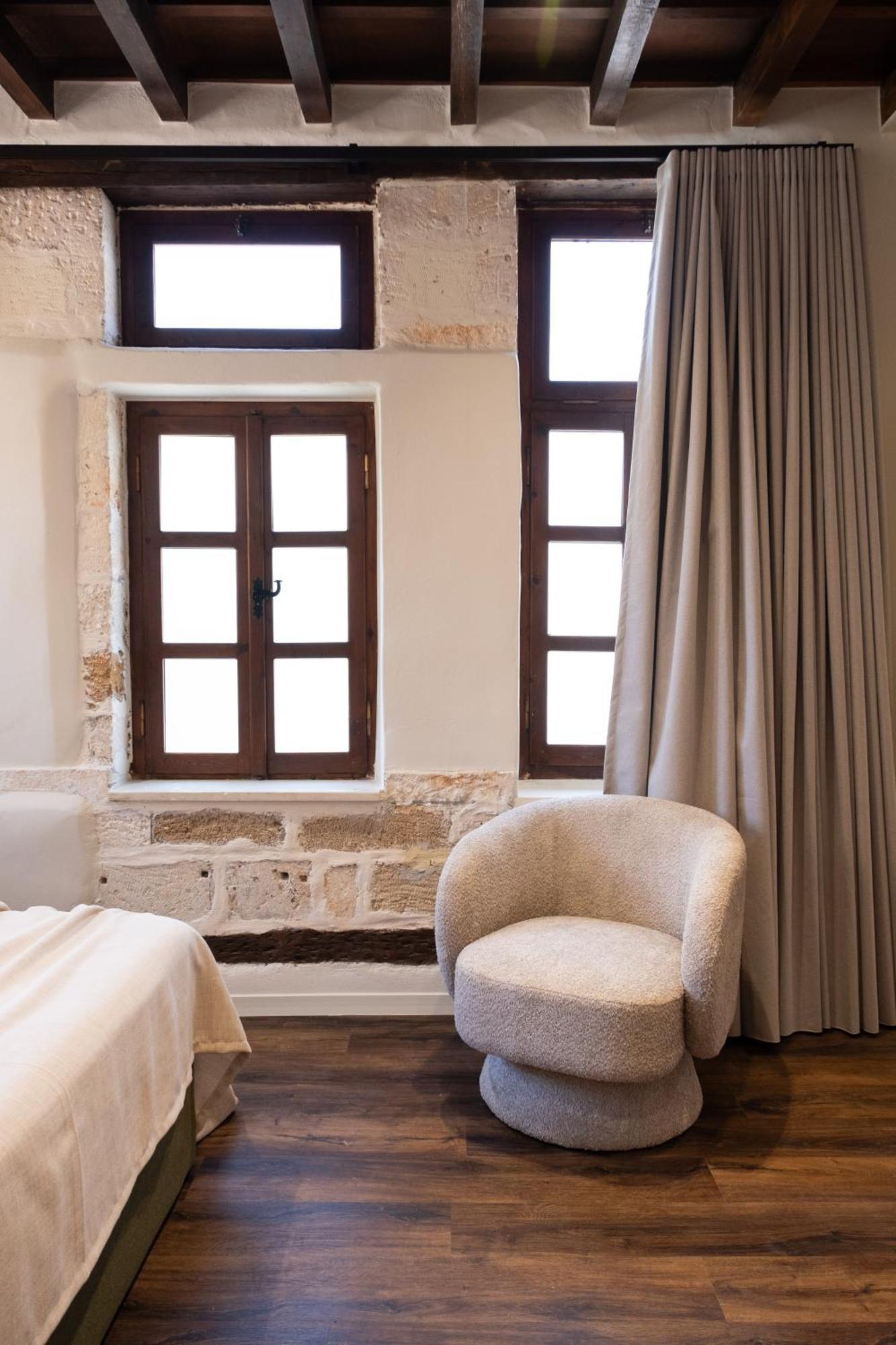 Qualia Slowlife Suites Chania  Bagian luar foto