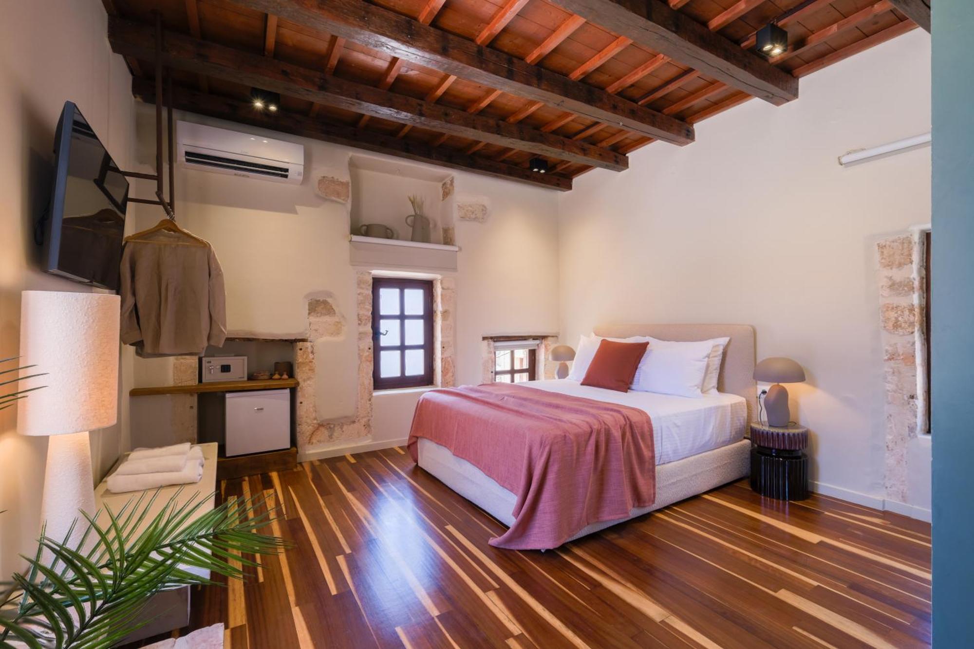 Qualia Slowlife Suites Chania  Bagian luar foto